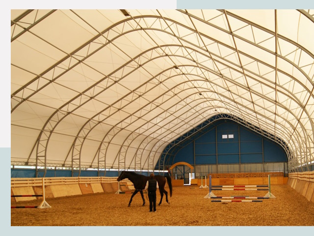 Строительство конных манежей в Невинномысске